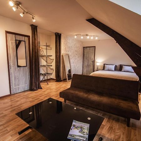 Aux Berges De Sambre Hotel Aulnoye-Aymeries Ngoại thất bức ảnh