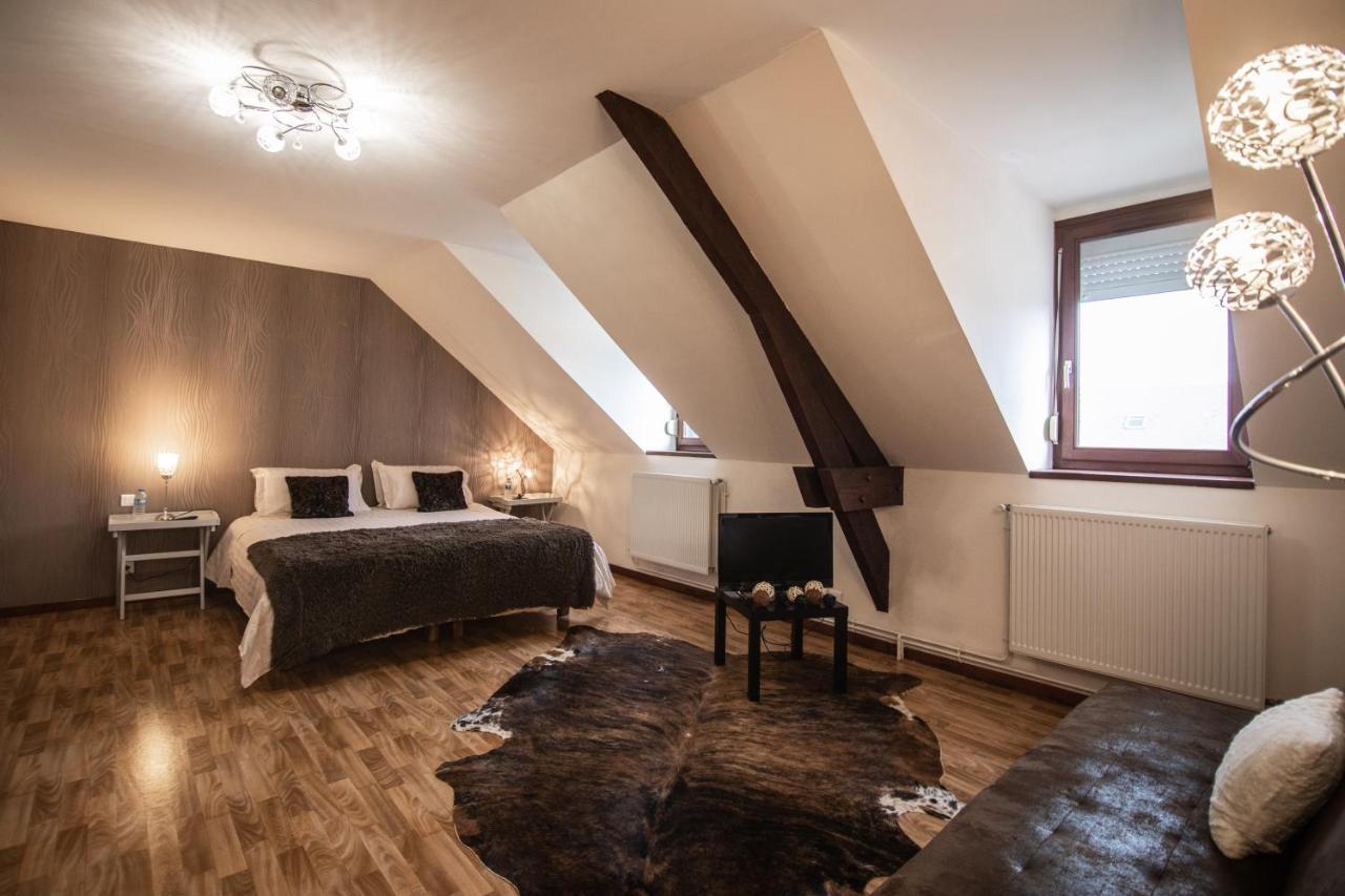 Aux Berges De Sambre Hotel Aulnoye-Aymeries Ngoại thất bức ảnh